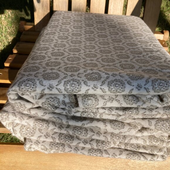 New, never used or washed, Garnet Hill twin flannel flat sheet beige floral - Picture 2 of 2